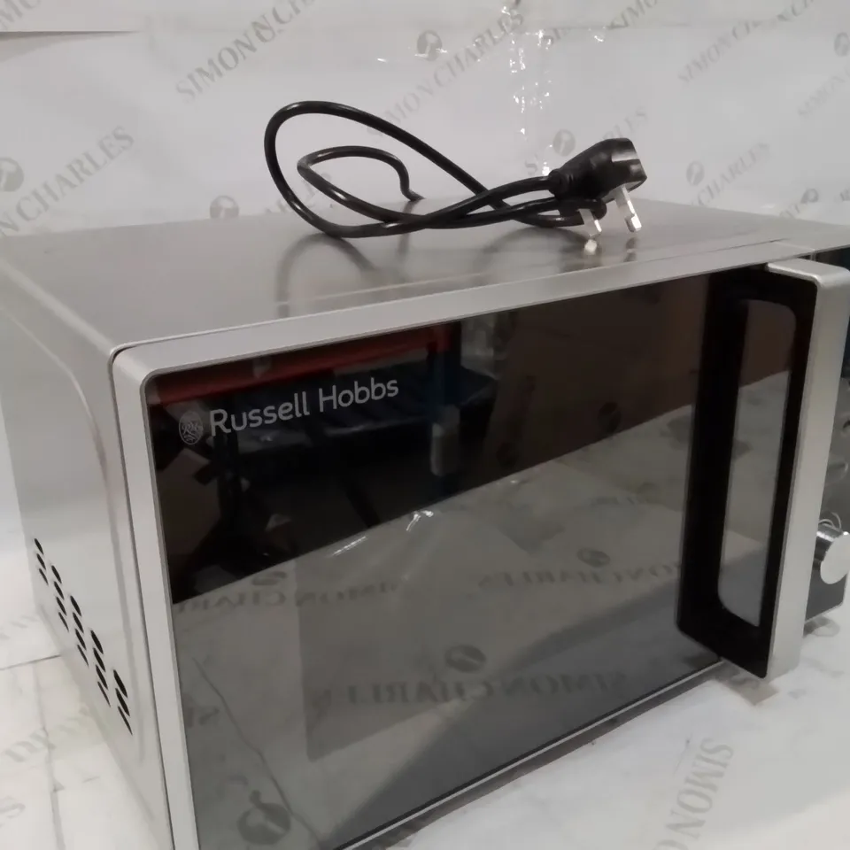 BOXED RUSSELL HOBBS MICROWAVE OVEN 