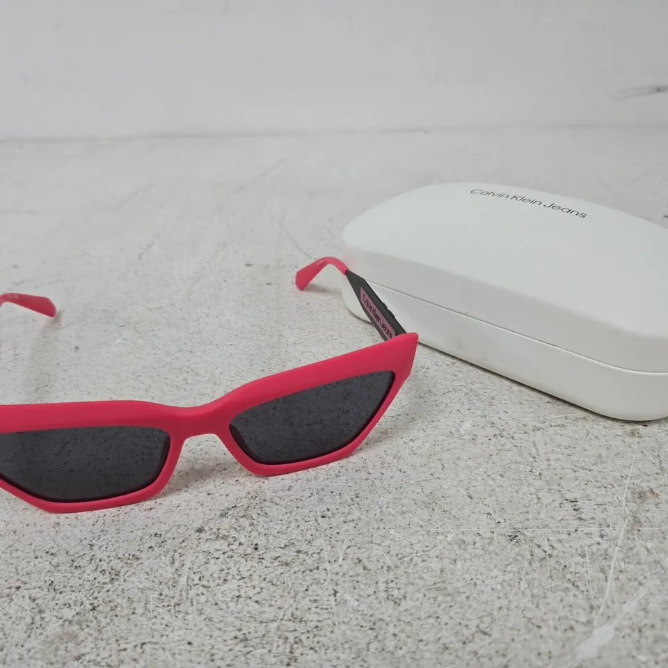 CALVIN KLEIN JEANS SUNGLASSES - PINK FRAME WITH BLACK LENSES