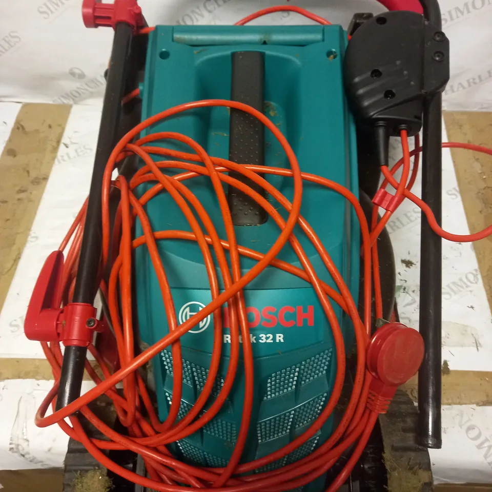 BOSCH 0600885B70 ELECTRIC LAWNMOWER ROTAK 32R