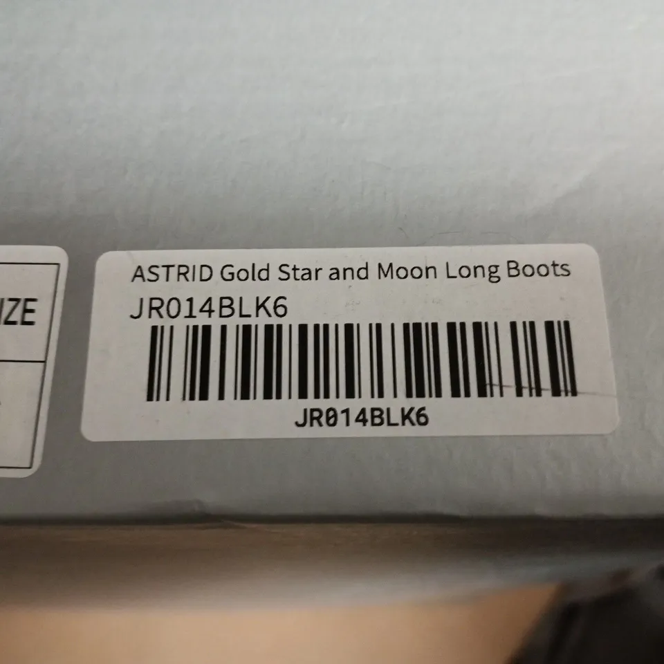 BOXED KOI ASTRID GOLD STAR AND MOON LONG BOOTS – UK 6