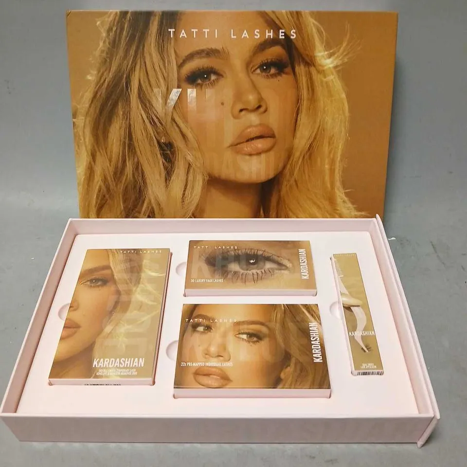 BOXED TATTI LASHES KHLOE KARDASHIAN LASH EXTENSION KIT