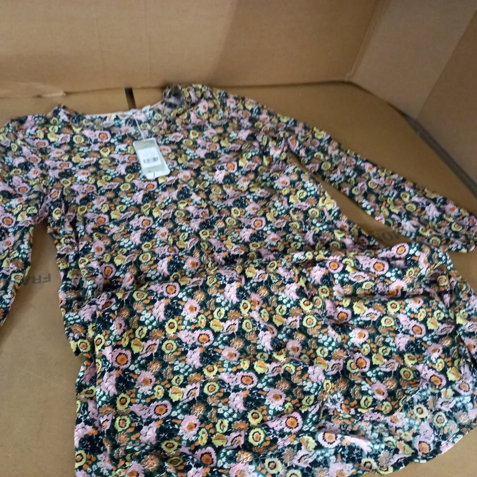 BODEN FLORAL DRESS - 22R
