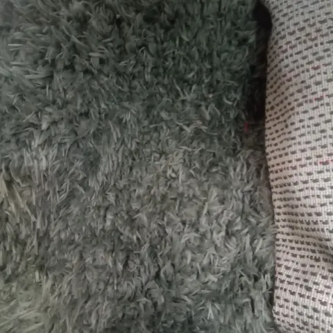 OSLO SHAGGY 200 X 290CM - MINT