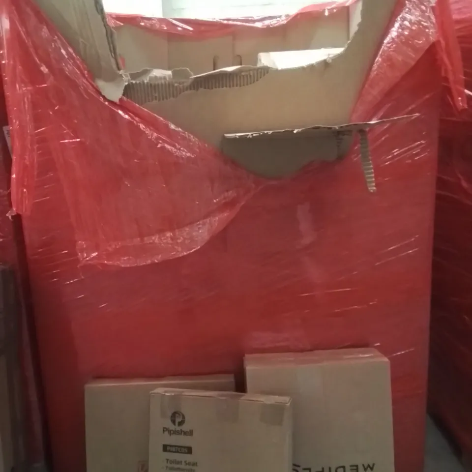 PALLET OF ASSORTED HOUSEHOLD GOODS AND PRODUCTS TO INCLUDE;PILLOW,TOILET SEAT,PICTURE FRAME