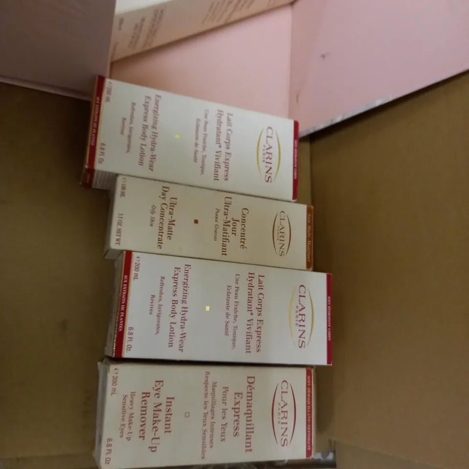 CLARINS BODY LOTION AND MAKE UP SET