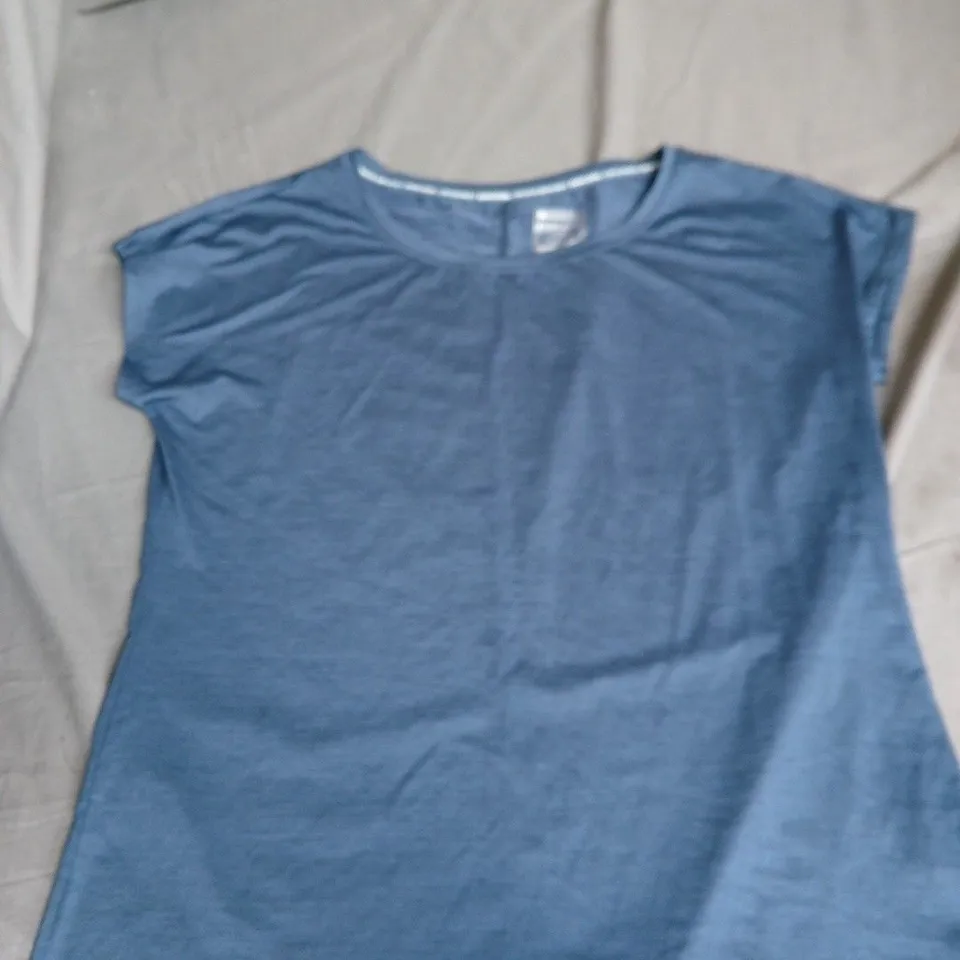 MOUNTAIN WAREHOUSE ISOCOOL T-SHIRT – BLUE SIZE 12