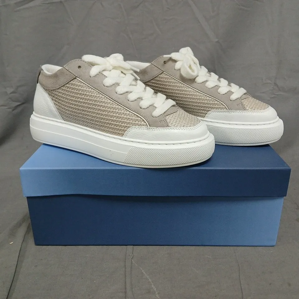 BOXED PAIR OF CLEENS LUXOR TRAINERS IN DUNE SIZE UK 8