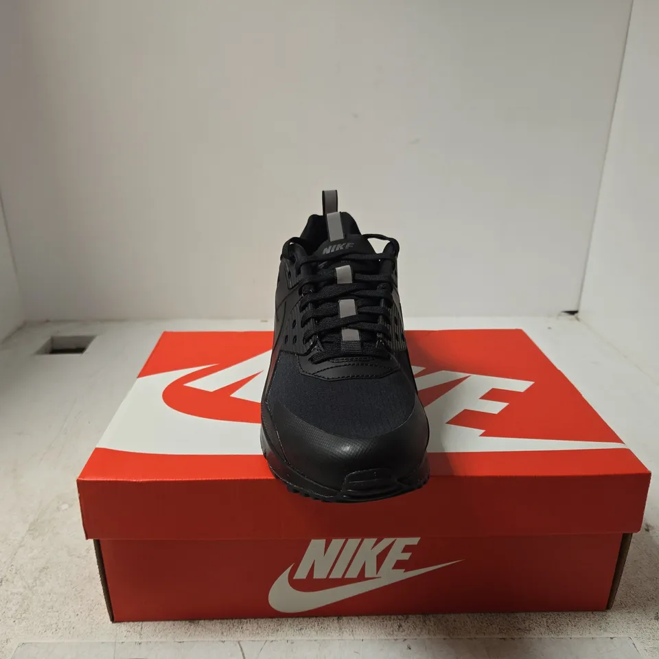 NIKE AIR MAX 90 DRIFT UK 8.5 BOXED