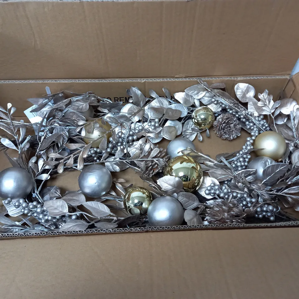 6FT CHAMPAGNE GOLD PRE LIT GARLAND RRP £39.99
