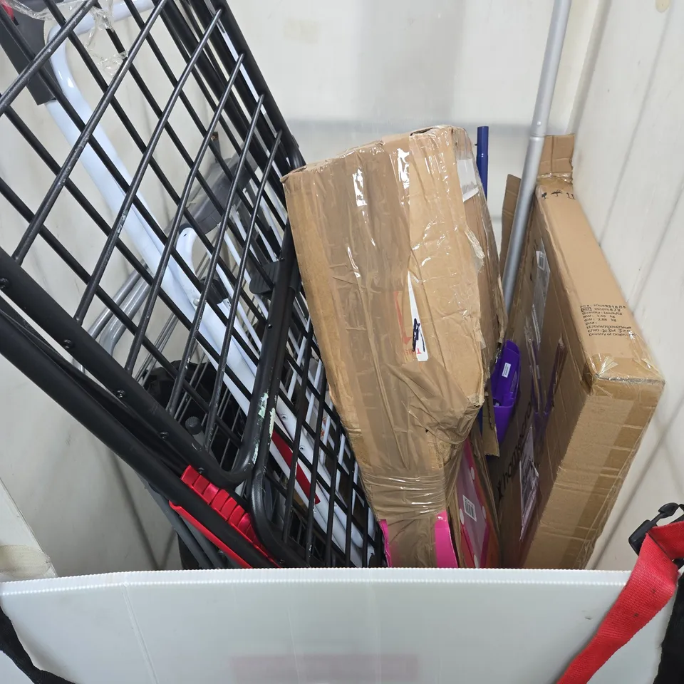 APPROXIMATELY 8 ASSORTED HOUSEHOLD PRODUCTS TO INCLUDE AIRERS, MIRROR, SCALES ETC - COLLECTION ONLY