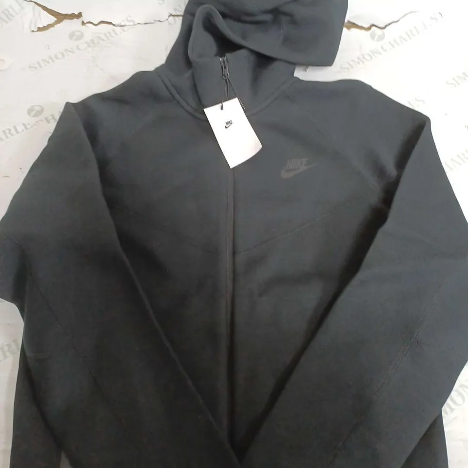 NIKE BLACK TECH FLEECE JACKET WITH HOOD - SMALL