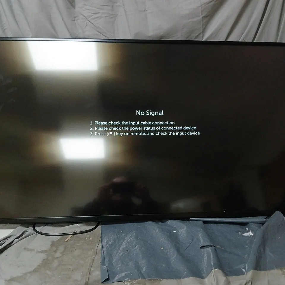 LG 49SM5KE-B 49-INCH COMMERCIAL DISPLAY – CRESTRON CONNECTED BOXED. NO POWER SUPPLY/ACCESSORIES POWERS ON