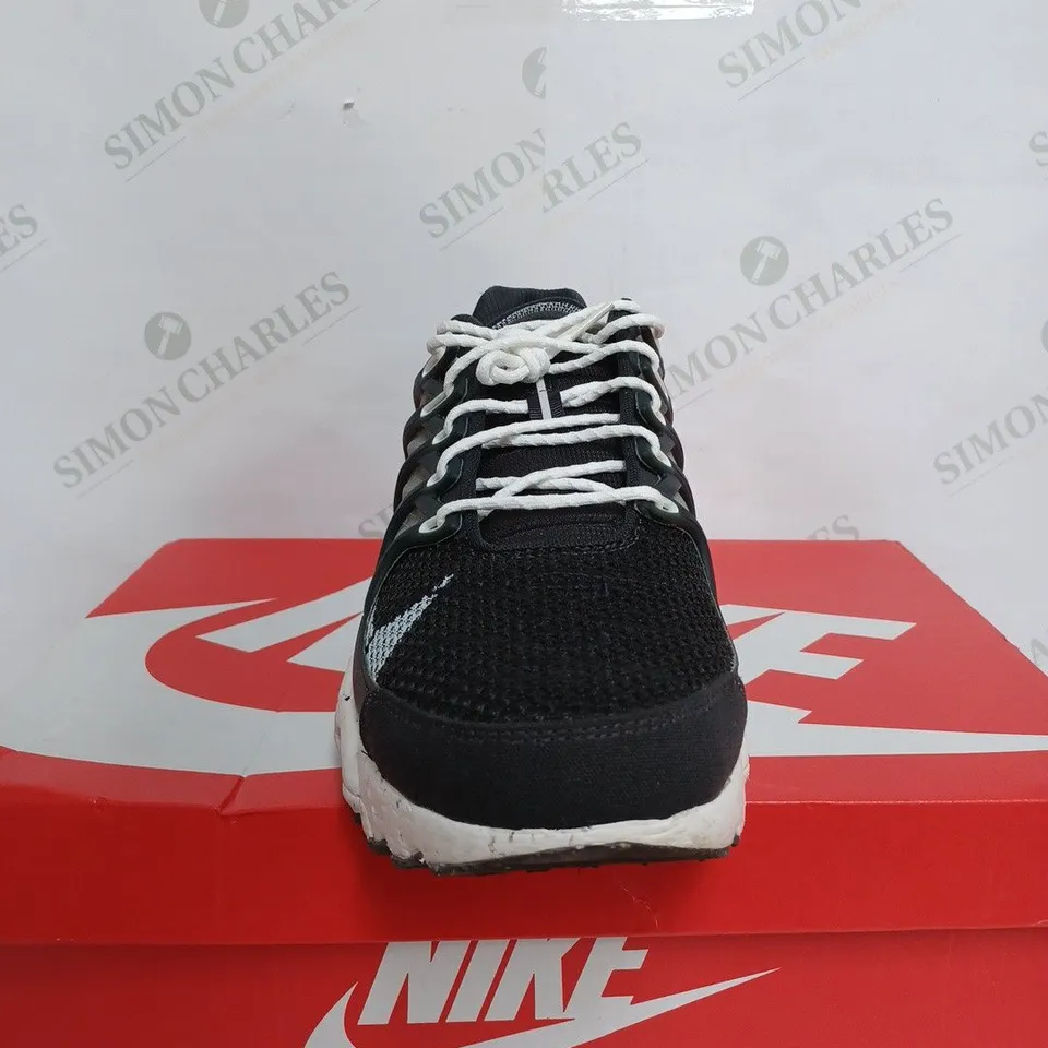 BOXED NIKE AIR MAX PLUS IN BLACK & WHITE - UK 14 
