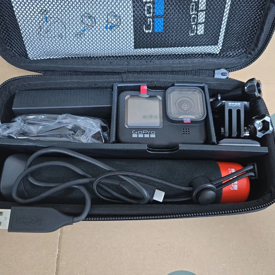 GOPRO HERO9 BLACK SPECIAL BUNDLE – ACTION CAMERA WITH ACCESSORIES