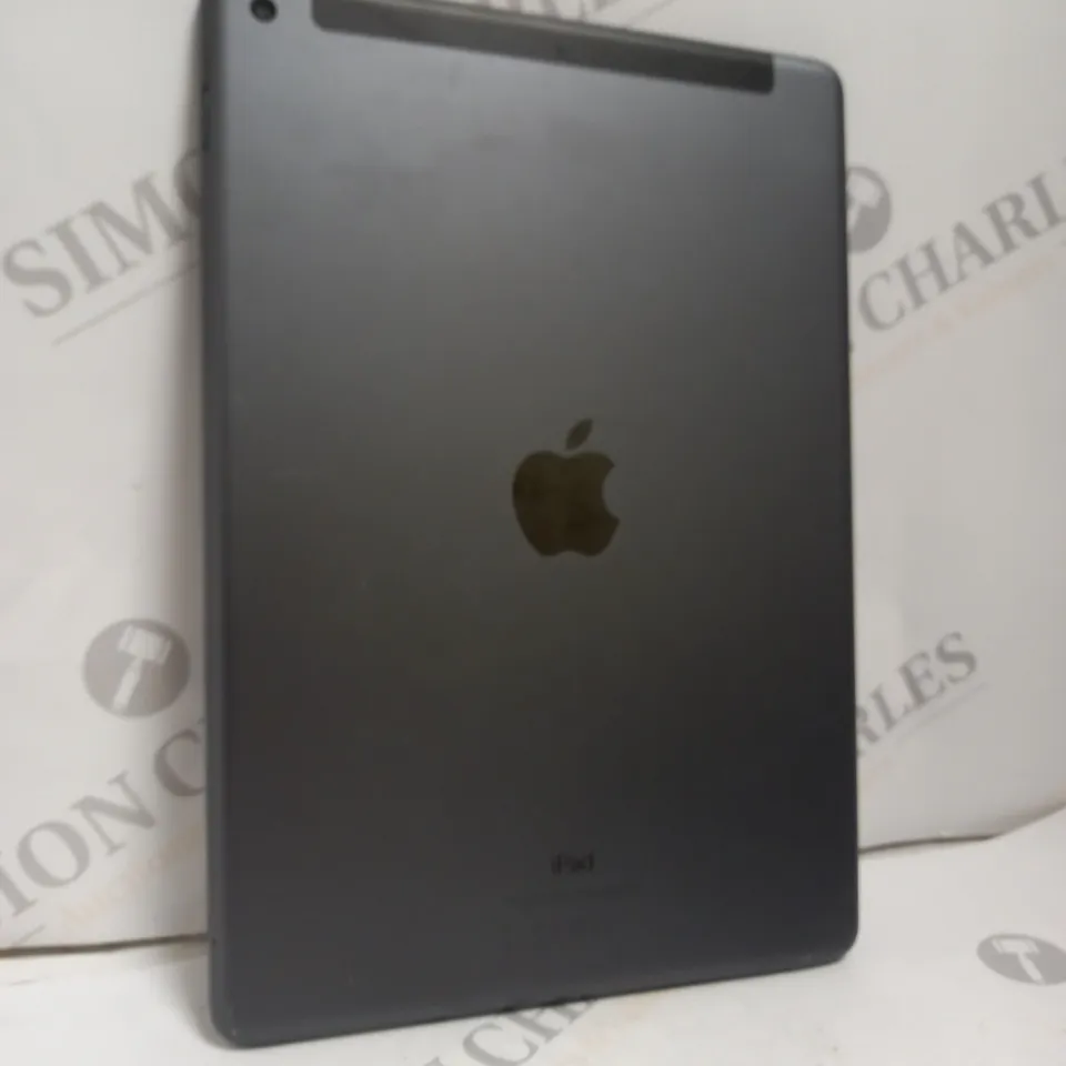 APPLE IPAD A2198 TABLET 