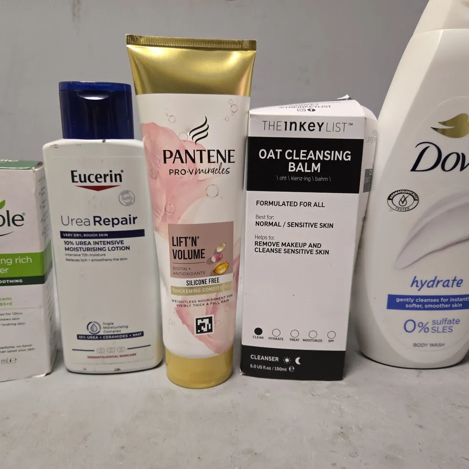 APPROXIMATELY 15 ASSORTED HEALTH & BEAUTY ITEMS TO INCLUDE - DOVE HYDRATE BODY WASH , PANTENE LIFT N VOLUME THICKENING CONDITIONER , SIMPLE REPLENISHING RICH MOISTURISER ETC