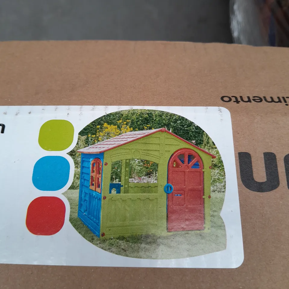 TP SPLASH & PLAY WOODEN PICNIC TABLE [COLLECTION ONLY] RRP £130