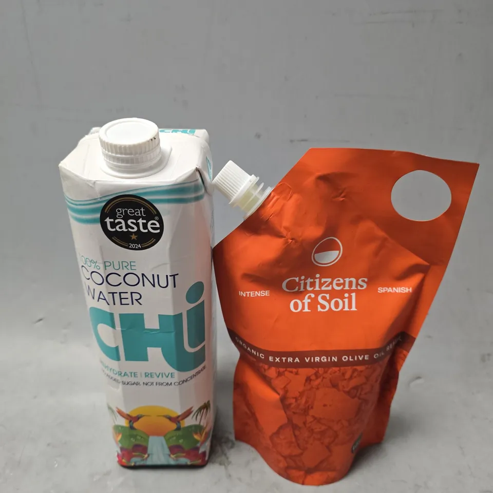 APPROXIMATELY 5 ASSORTED FOOD & DRINK ITEMS TO INCLUDE - COCONUT WATER , ORANGIC EXTRA VIRGIN OLIVE OIL REFILL 