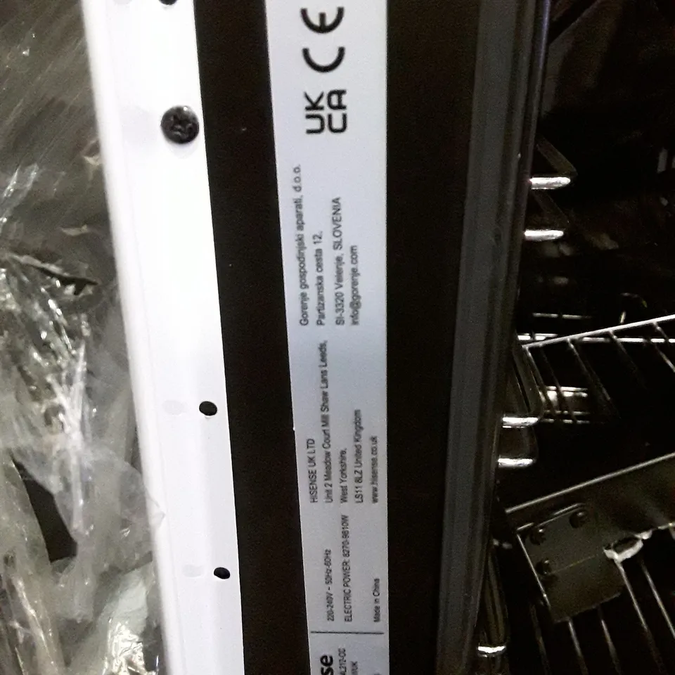 HISENSE HDE3211BWUK ELECTRIC COOKER WITH CERAMIC HOB