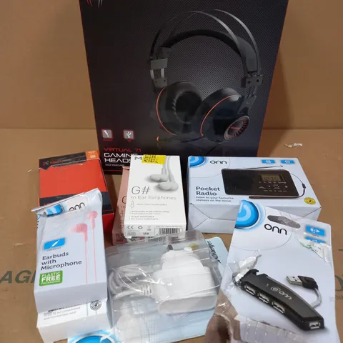 LOT OF APPROX. 10 X ITEMS TO INCLUDE BLACKWEB GAMING HEADSET, BLACKWEB MICRO USB TO USB-A CABLE, MIXX G# EARPHONES, ETC.
