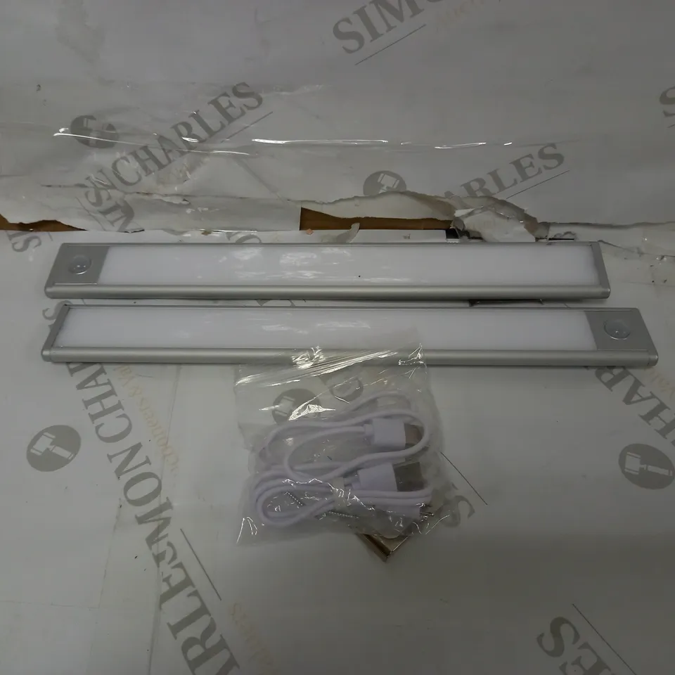 SFIXX SET OF 2 USB RECHARGEABLE MOTION SENSOR LIGHTS