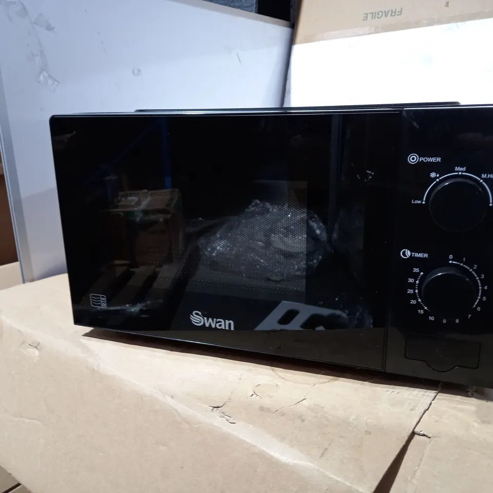 SWAN 20L 700W MANUAL MICROWAVE RRP £67.99