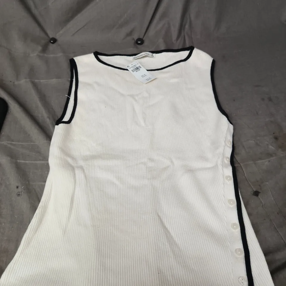 ABERCROMBIE & FITCH WHITE RIBBED SLEEVELESS TOP – UK M (US M) WITH BLACK TRIM