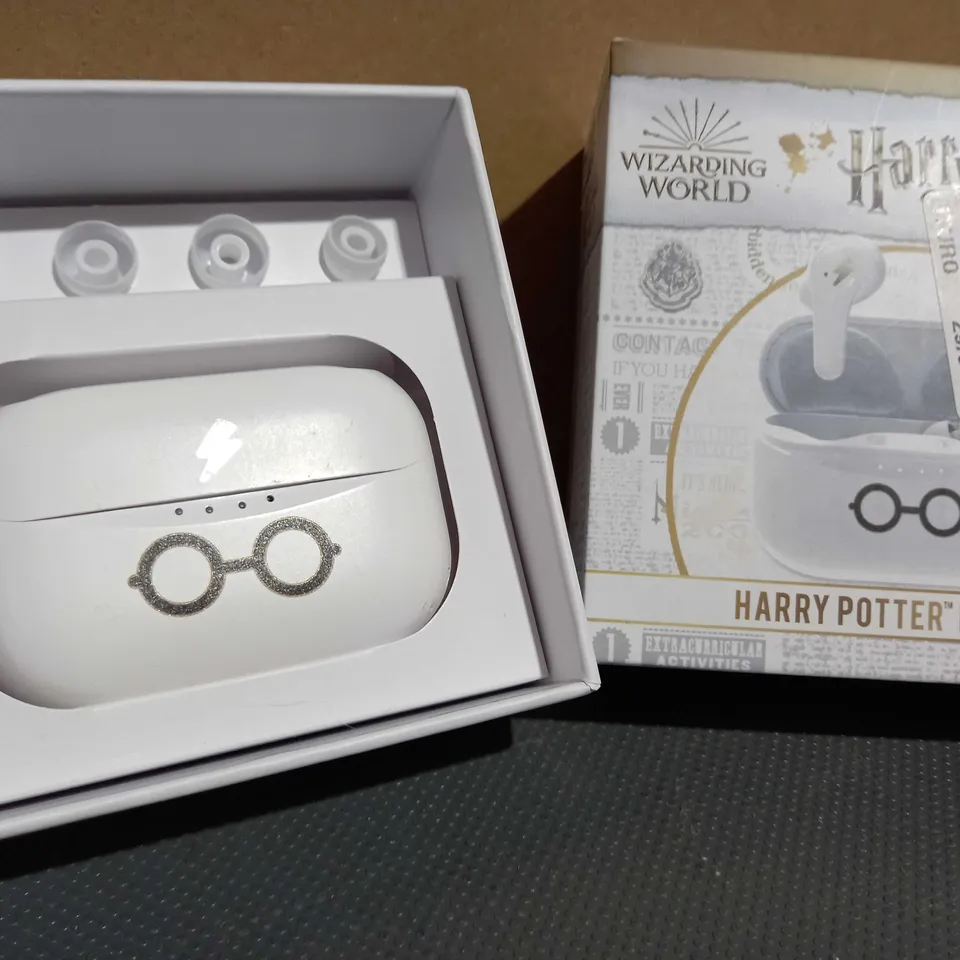 WIZARDING WORLD HARRY POTTER EARPODS 