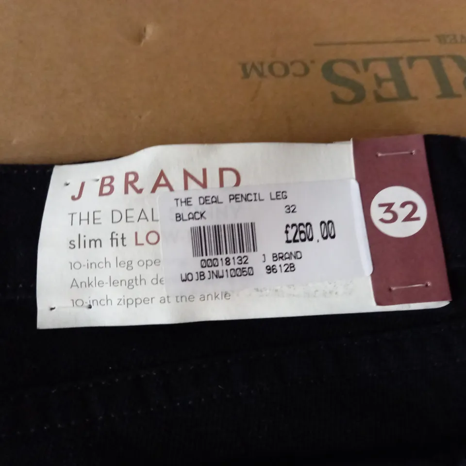 BRAND NEW J BRANDS THE DEAL PENCIL LEG JEANS IN BLACK - 32