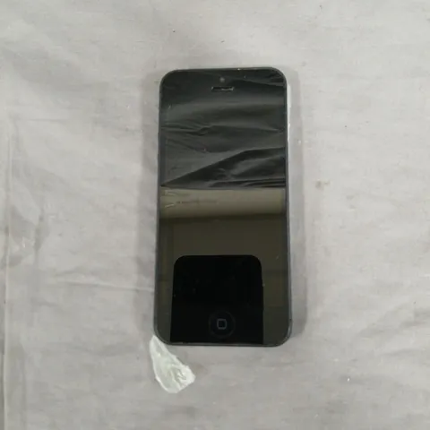 APPLE IPHONE 5 UNLOCKED – BLACK, 16GB