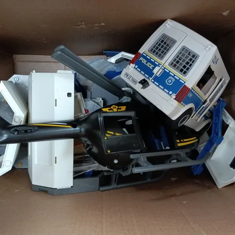 APPROXIMATELY 6 ASSORTED PLAYMOBIL TOYS