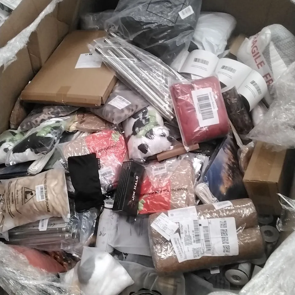 PALLET OF PHONE CASES, HARDWARE, CLOTHING, SPORTS GEAR & HOME GOODS ETC