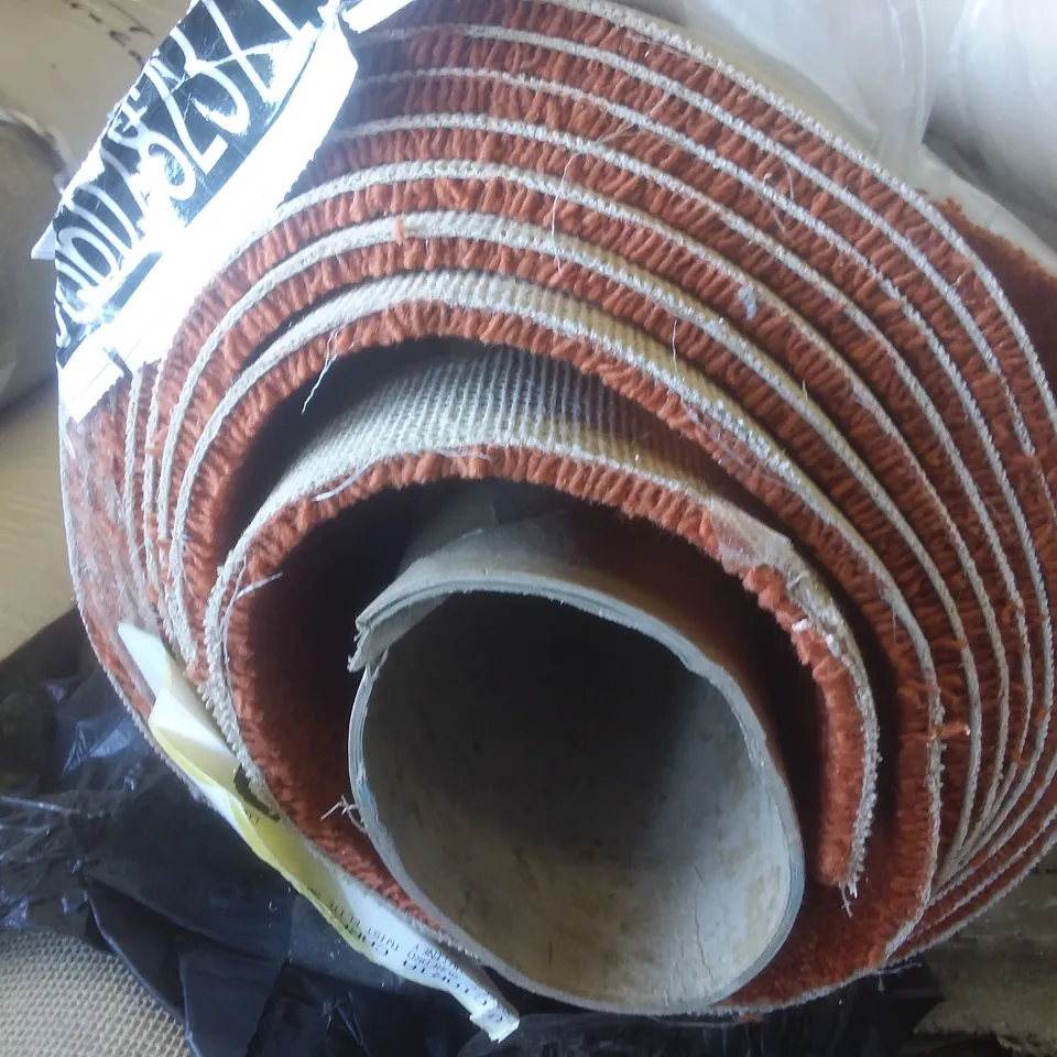 ROLL OF QUALITY BURFORD TWIST ELITE 50 WHITNEY CARPET 4×4.05M