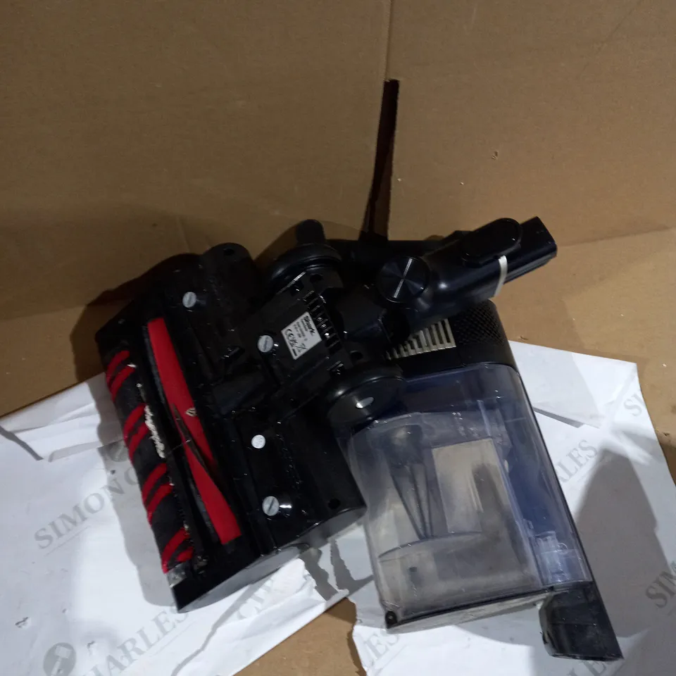 BOXED SHARK CORDLESS STICK VACUUM CLEANER PET PRO MODEL