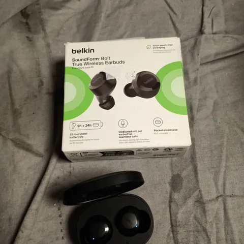BELKIN SOUNDFORM BOLT TRUE WIRELESS EARBUDS WITH CHARGING CASE