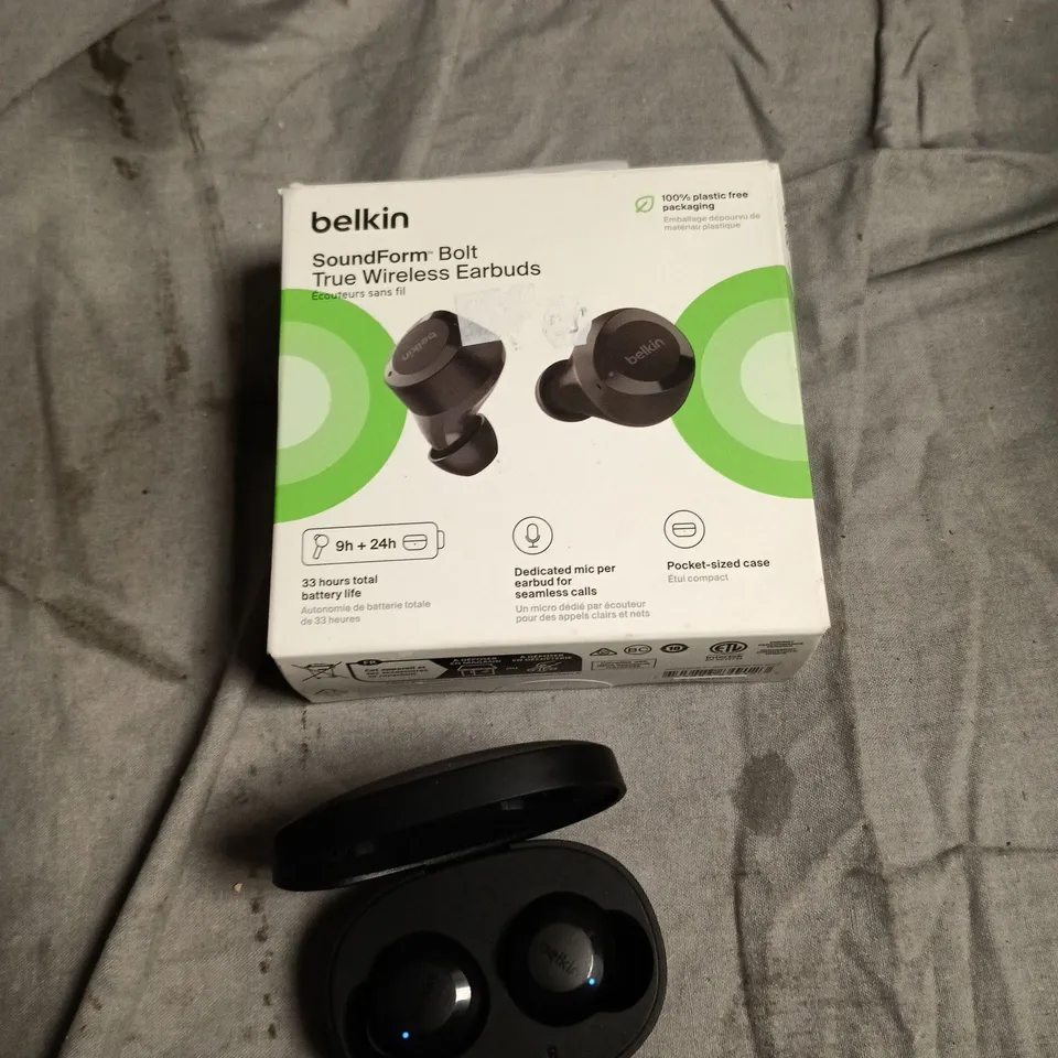 BELKIN SOUNDFORM BOLT TRUE WIRELESS EARBUDS WITH CHARGING CASE