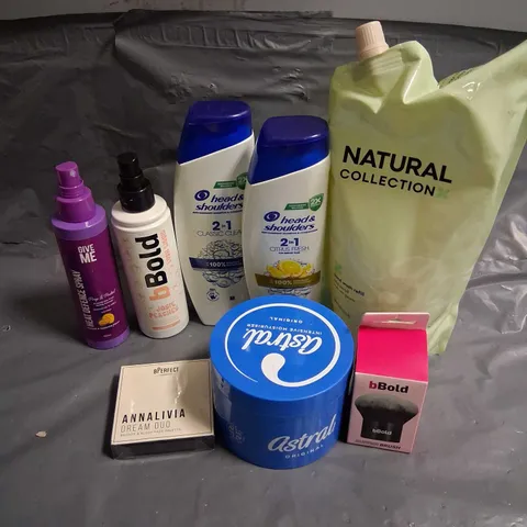 APPROXIMATELY 20 ASSORTED HEALTH AND BEAUTY PRODUCTS TO INCLUDE; HEAD AND SHOULDERS, ASTRAL, BBOLD AND BPERFECT