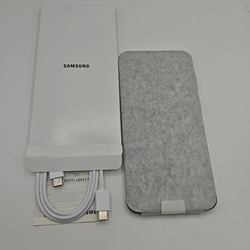 BOXED SAMSUNG GALAXY A17 4/128GB IN BLACK - SM-A175F