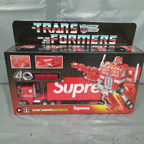 TRANSFORMERS SUPREME - AUTOBOT COMMANDER OPTIMUS PRIME