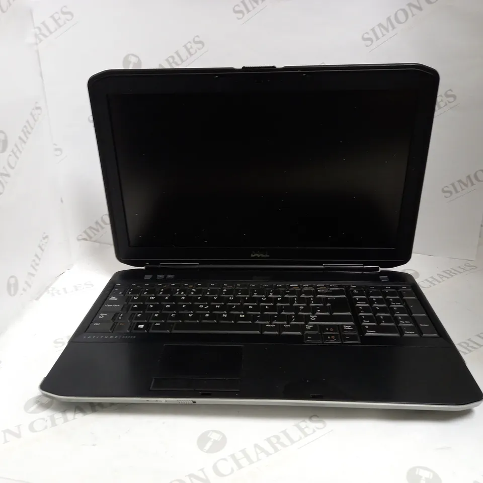 DELL LATITUDE E5530 LAPTOP