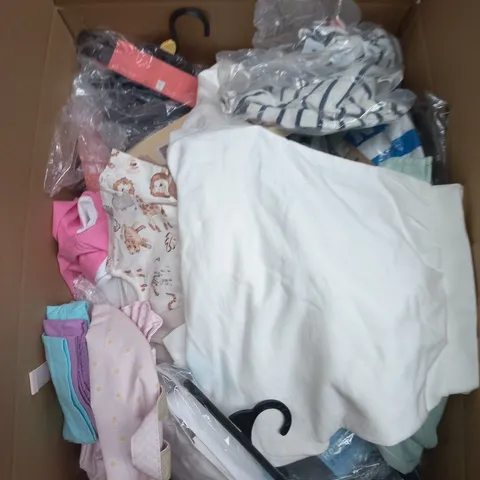LARGE BOX OF APPROXIMATELY 25 ASSORTED KIDS CLOTHING ITEMS IN VARIOUS COLOURS, STYLES AND SIZES - COLLECTION ONLY