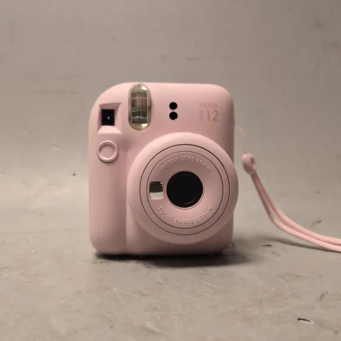 BOXED FUJIFILM INSTAX MINI 12 INSTANT CAMERA 