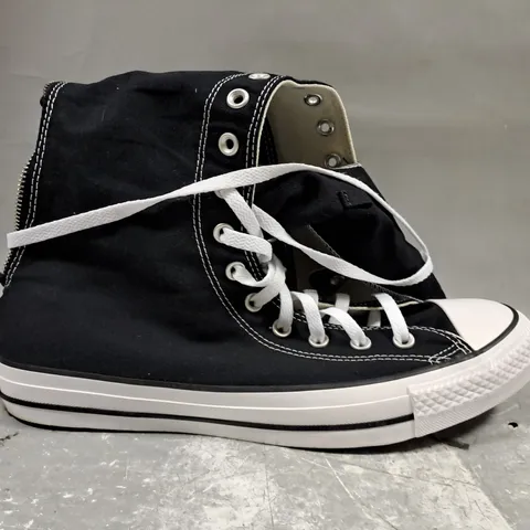 BOXED PAIR OF CONVERSE KNEE-HIGH LACE-UP SHOES IN BLACK/WHITE UK SIZE 11.5