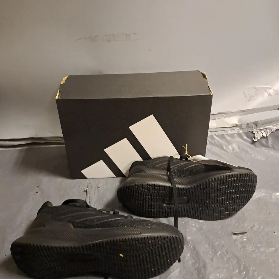 BOXED PAIR OF ADIDAS RUNFALCON 5 J UK 3