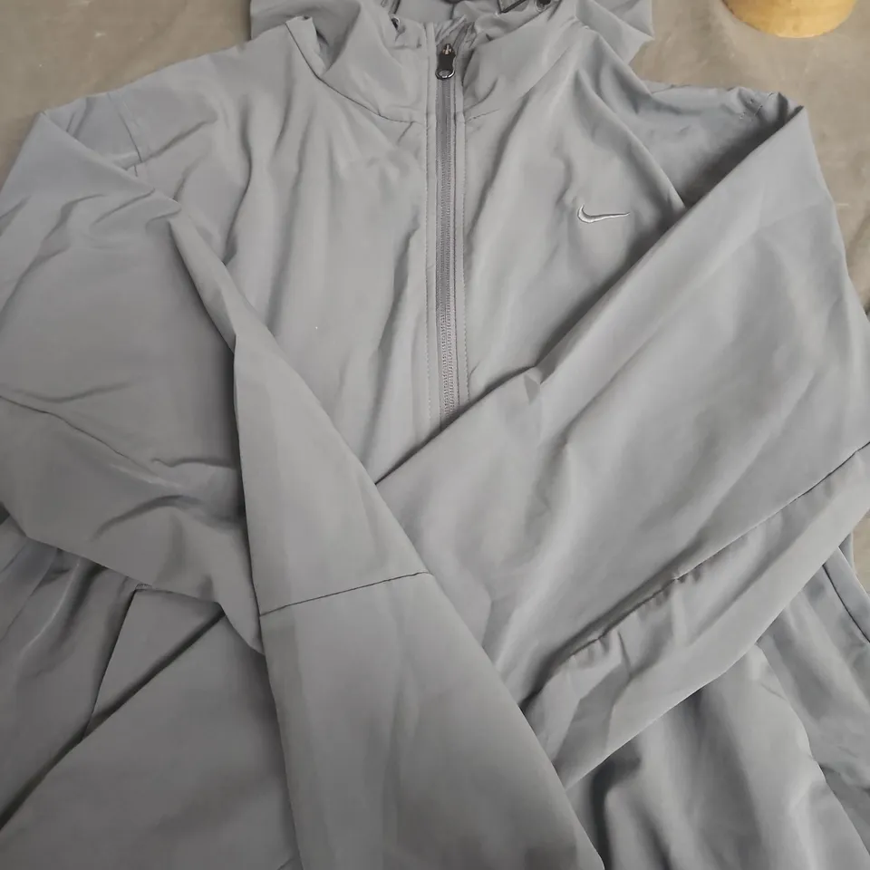 NIKE GREY ZIP-UP HOODED JACKET SIZE S
