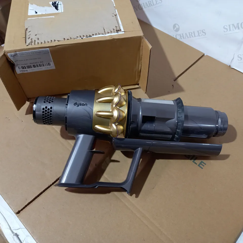 BOXED DYSON MAIN BODY & BIG CYCLONE 965321-03