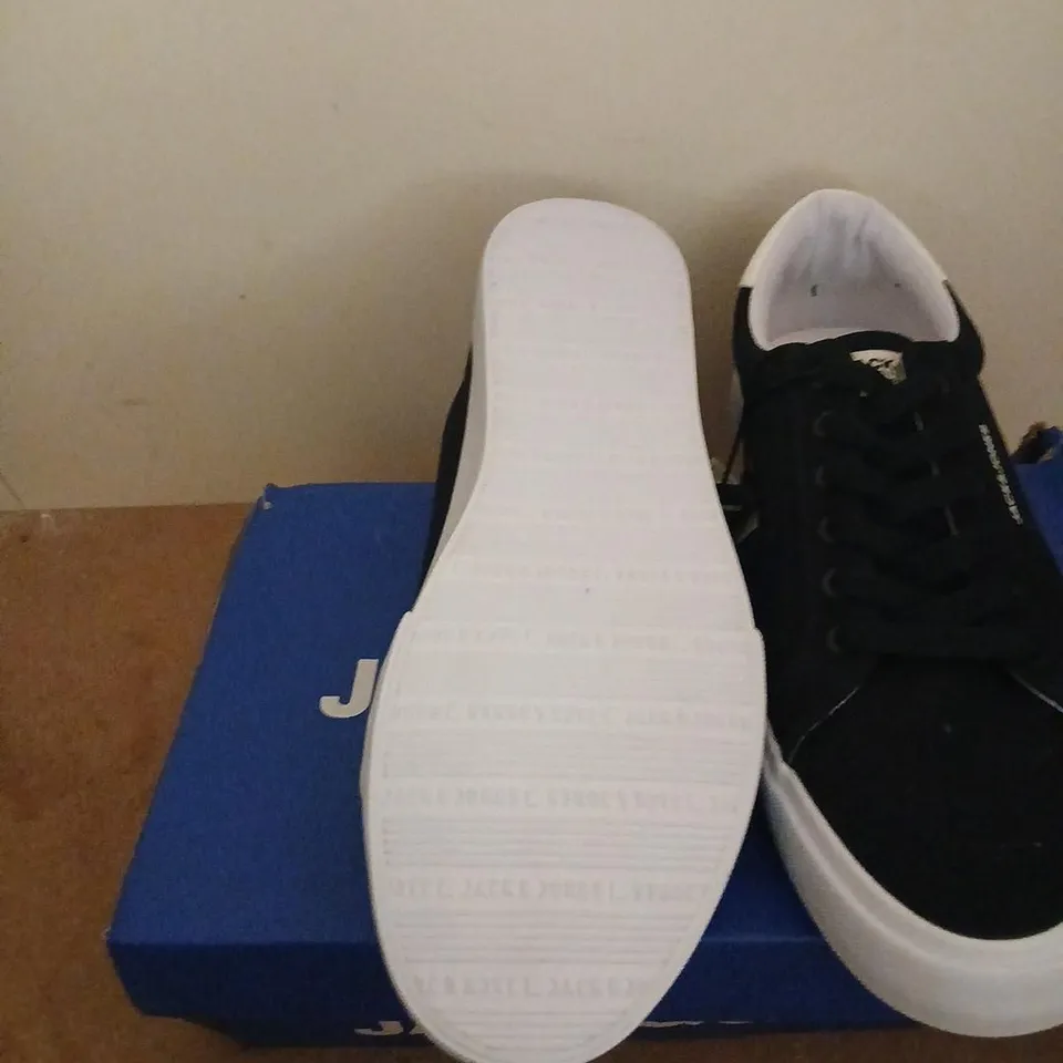 JACK & JONES BASIC CANVAS SNEAKER – NAVY BLAZER – UK 9 (EU 43)