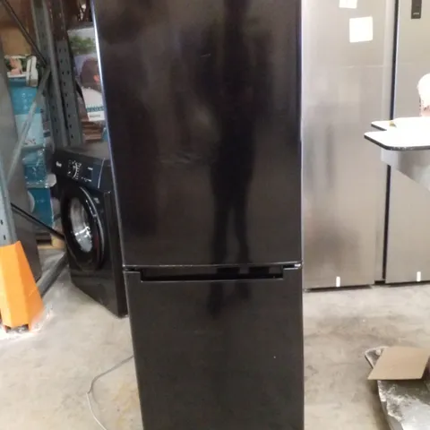 SWAN SR15690B 48CM WIDE, 50/50 SPLIT FRIDGE FREEZER - BLACK
