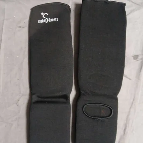 GLOBAL SPORTS SUPPORT BRACE PAIR - S
