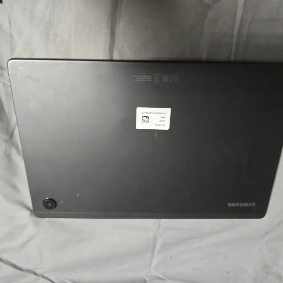 SAMSUNG GALAXY TABLET - MODEL SM X205